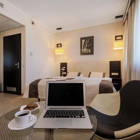 Hotel Borowiecki Łódź Eksteriør bilde
