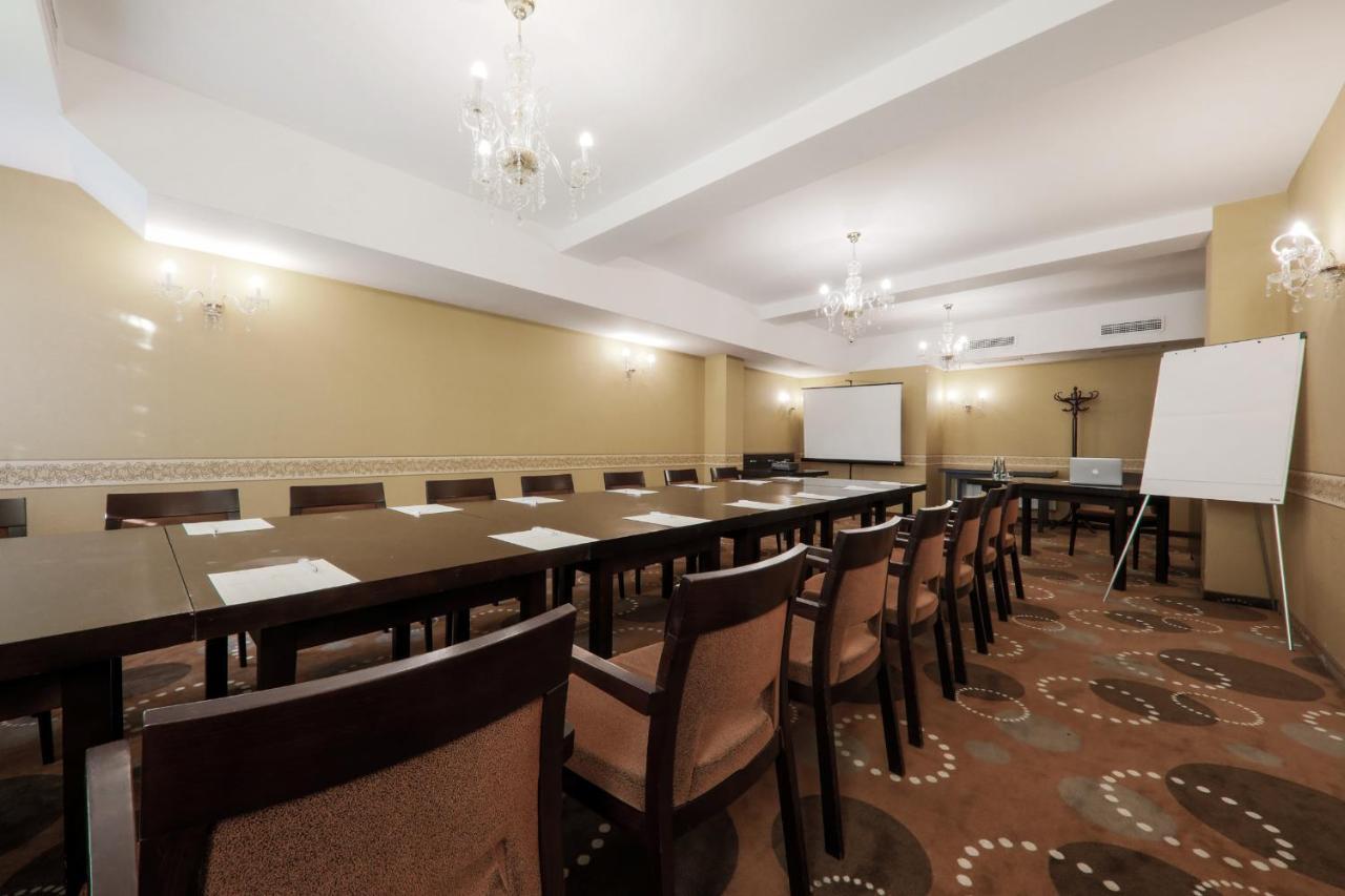 Hotel Borowiecki Łódź Eksteriør bilde